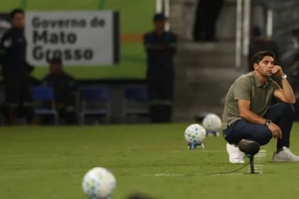 Abel ferreira rasga elogios a jhon arias após classificação do