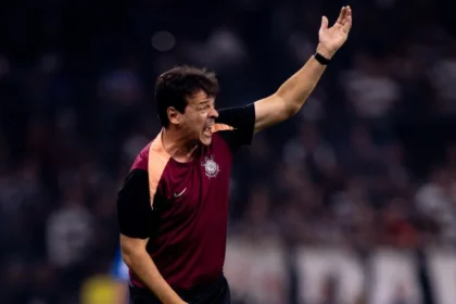 Fernando diniz sob fogo cruzado: torcida do corinthians desabafa após