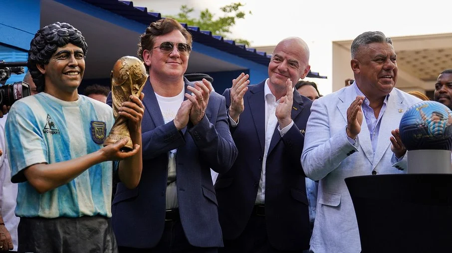 Crise na fifa: argentina ‘perdoa’ gianni infantino e garante apoio