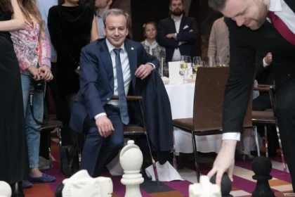 A rússia ainda manda no xadrez mundial? Eleição da fide