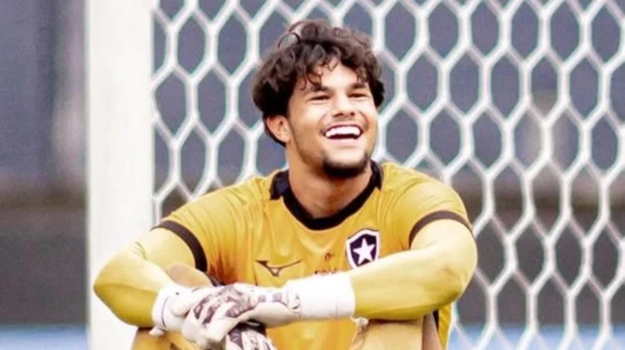 Avó de bruninho samudio, filho do ex goleiro bruno, reage a