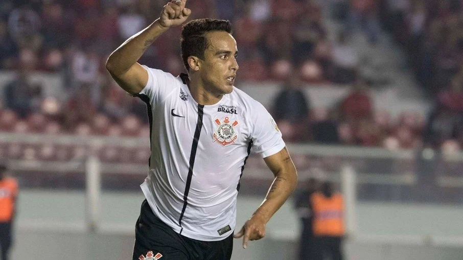 Ídolo do corinthians e ex são paulo, jadson é preso no