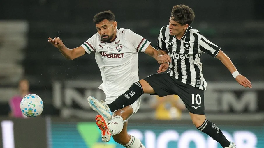 Fluminense empata clássico eletrizante com botafogo e consolida posição no