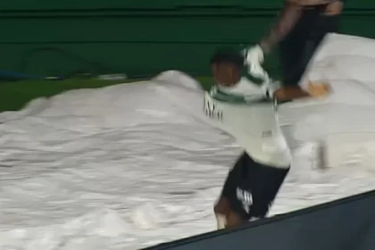 Coritiba: zagueiro jacy cai em túnel do couto pereira ao