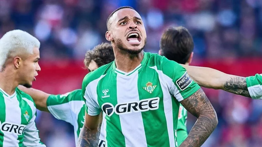 Barcelona busca zagueiro natan, ex flamengo, para substituir capitão ronald araujo