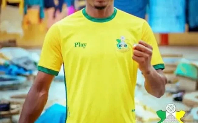 Chinedu ozor: jogador nigeriano ‘declarado morto’ após desmaiar em campo