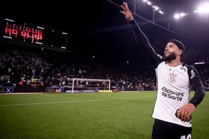 Corinthians sob pressão máxima: diretoria reavalia retorno de memphis depay