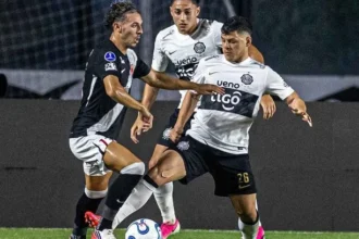 Thiago mendes, capitão do vasco, avalia empate com olimpia e