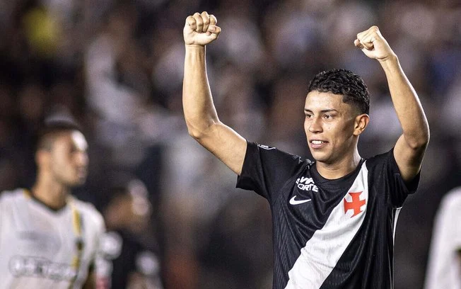 Johan rojas reassume protagonismo no vasco, valoriza retorno ao time