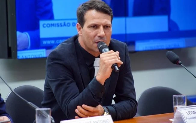Grêmio contrata leonardo gaciba, ex chefe da arbitragem da cbf, para