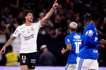 Atacantes do corinthians em jejum preocupam para libertadores após derrota
