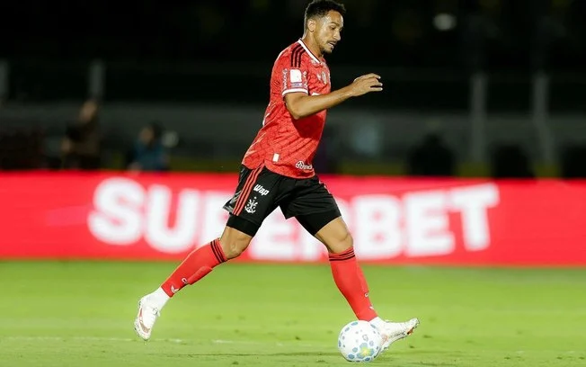 Danilo, do flamengo, revela ‘equilíbrio’ como chave para ultrapassar o
