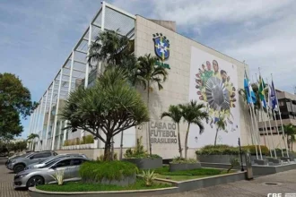 Cbf repudia ameaças criminosas contra presidente do corinthians, osmar stabile,