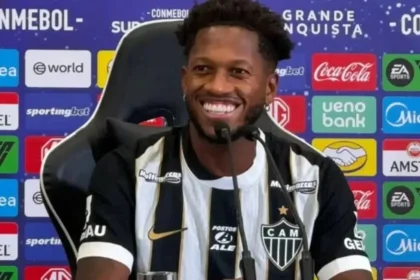Fred, ex manchester united e seleção, realiza sonho de criança ao