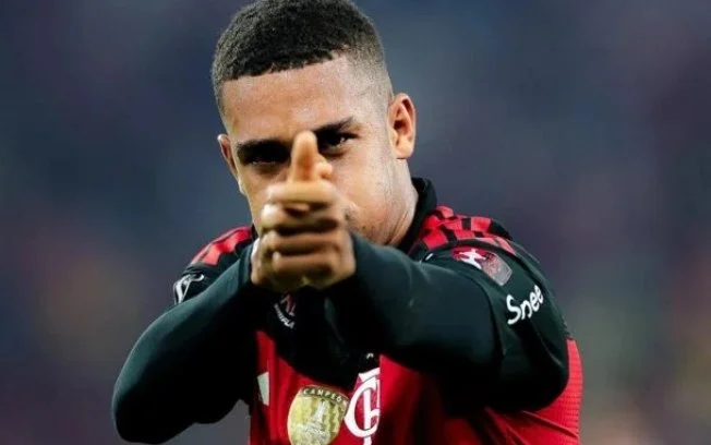 Flamengo avança com ‘partidaça’ avassaladora: tática de marcação na saída