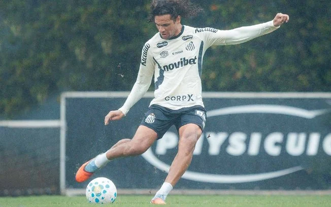 Willian arão se consolida como zagueiro artilheiro no santos e