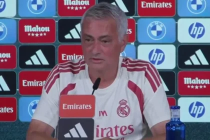 Mourinho dispara em defesa de vini jr. Após agressões e