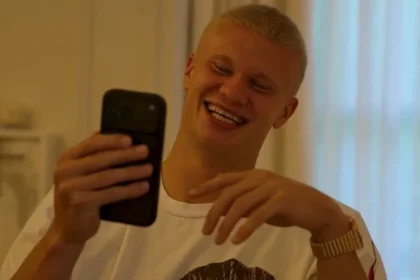 Erling haaland radicaliza o visual antes da premier league e