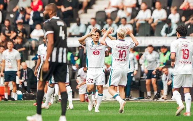Davide ancelotti estreia com vitória e impõe novo estilo no