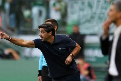 Abel ferreira elogia allan após goleada e manda recado direto