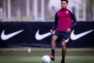 A luta de jesse lingard no corinthians: ex manchester united enfrenta