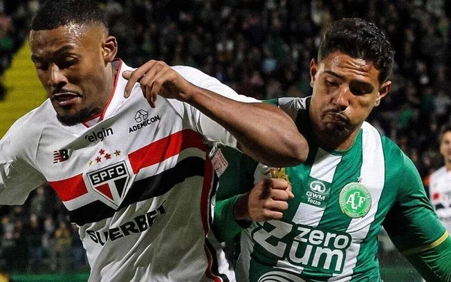 São paulo atinge pior jejum de vitórias no brasileirão em