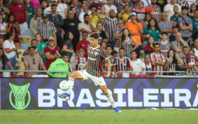 Lesão de samuel xavier no fluminense: joia de xerém, júlio