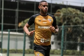 André silva recusa proposta milionária do exterior e prioriza luta
