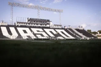 Justiça congela empréstimo de r$150 milhões ao vasco e exige