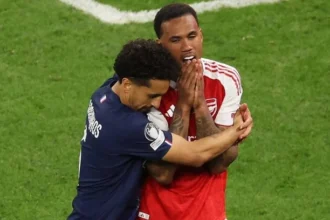Emocionante: marquinhos recebe prêmio uefa respect por gesto de fair