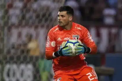 Em fase espetacular no bragantino, tiago volpi reencontra o são