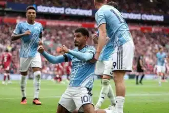 Anfield em polvorosa: liverpool e nottingham forest empatam em jogo