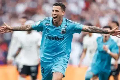 Cuca celebra ‘revirada’ do santos após vitória em clássico e