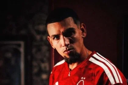 Nottingham forest fecha contratação de daniel muñoz do crystal palace
