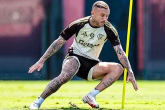Botafogo sonda cebolinha, do flamengo, e agita mercado com possível