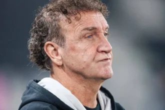 Com santos em ascensão, cuca confirma philippe coutinho e projeta