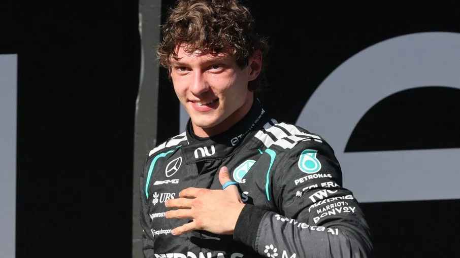 Gp da espanha 2026: antonelli brilha em madri, norris enfrenta