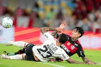 Flamengo enfrenta desfalques cruciais no meio campo contra o bragantino pelo