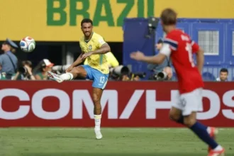Decisão impactante: danilo recusa convite de ancelotti na seleção brasileira