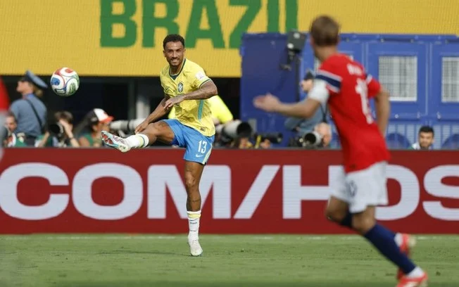 Decisão impactante: danilo recusa convite de ancelotti na seleção brasileira