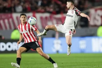 Flamengo e estudiantes iniciam conversas cruciais por estádio na semifinal