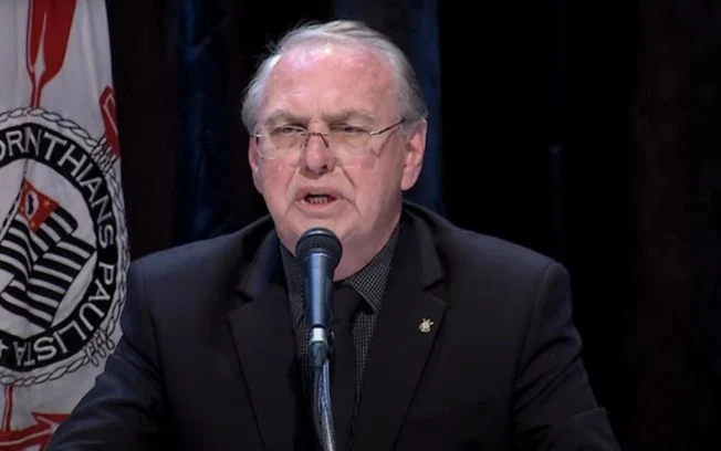 Osmar stabile, presidente do corinthians, rebate denúncia do mp sp e