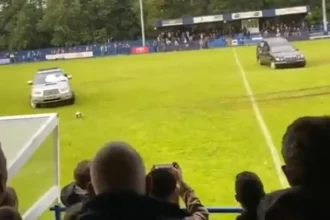 Cinco homens viram réus após espetacular invasão de campo com