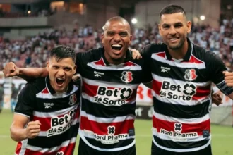 Santa cruz à beira da série b: de ano sem