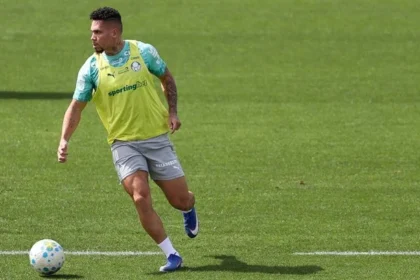 Reforço à vista! Paulinho avança na recuperação e mira retorno