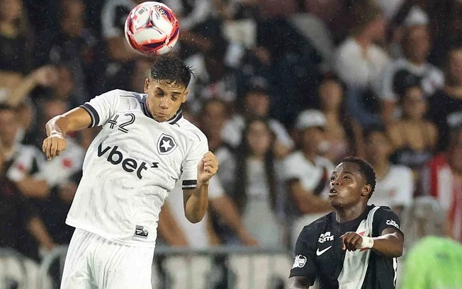 Vasco enfrenta desafio inédito no gramado sintético do botafogo em