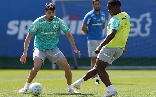 Agenda cheia dos craques do palmeiras: oito convocados brilham por