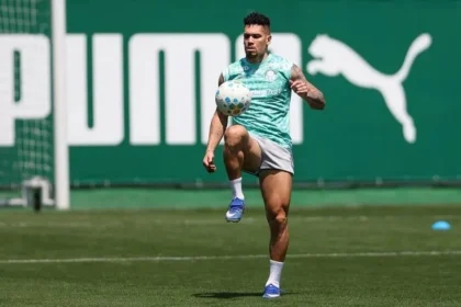 Paulinho dribla lesão e reforça otimismo no palmeiras para retorno