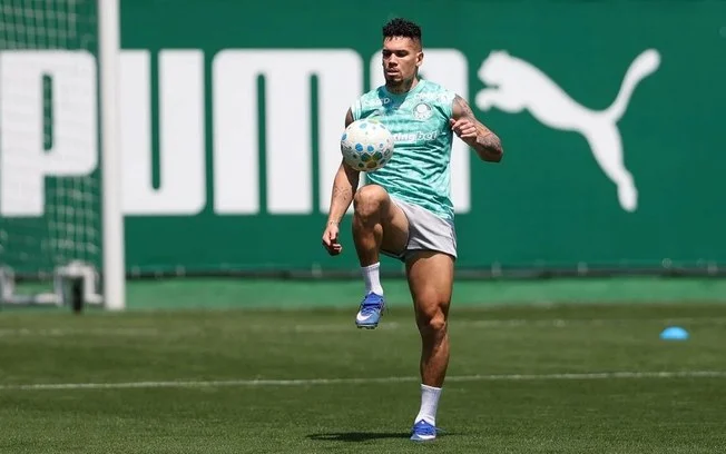 Paulinho dribla lesão e reforça otimismo no palmeiras para retorno