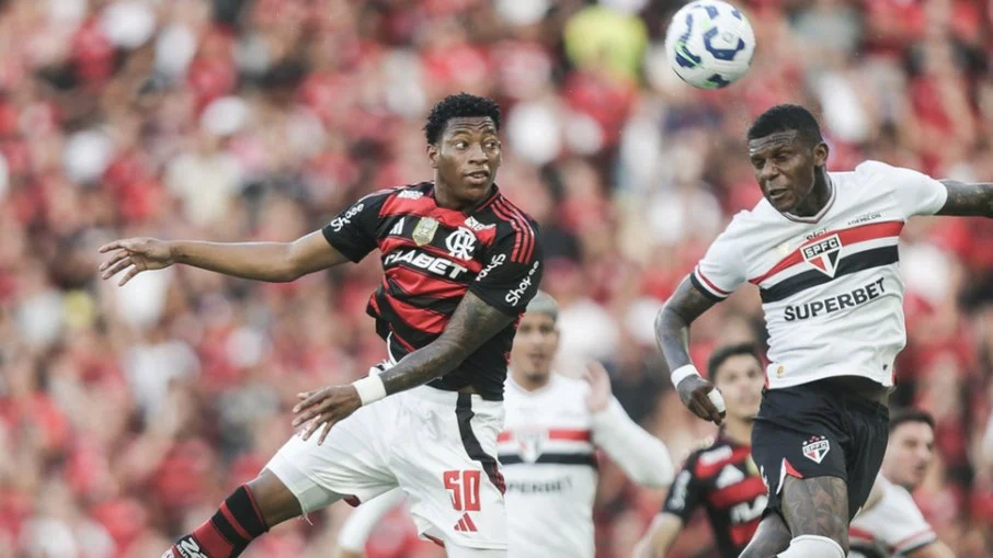 Governo lula convoca clubes de futebol para debater futuro financeiro